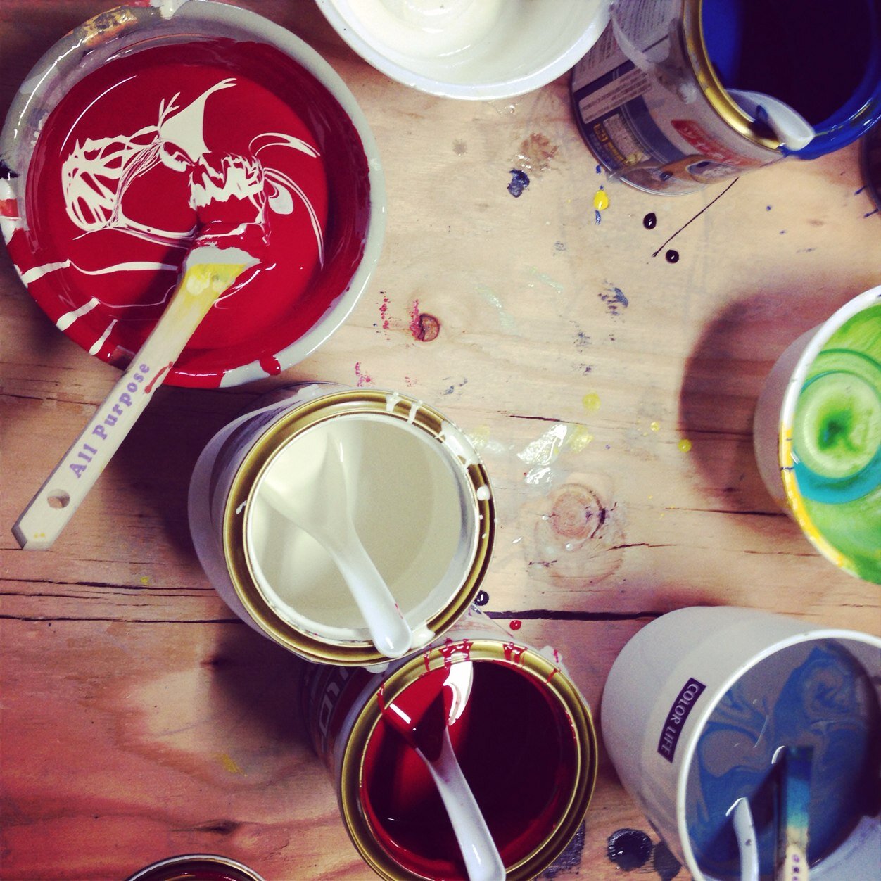 Wall_yuiste's profile picture. 画家YUI・STEPHANIEが寺田倉庫敷地内で60Mの壁画を描きあげるまでの壁画専用アカウント。 通常アカウントはこちら→@yuistephanieee