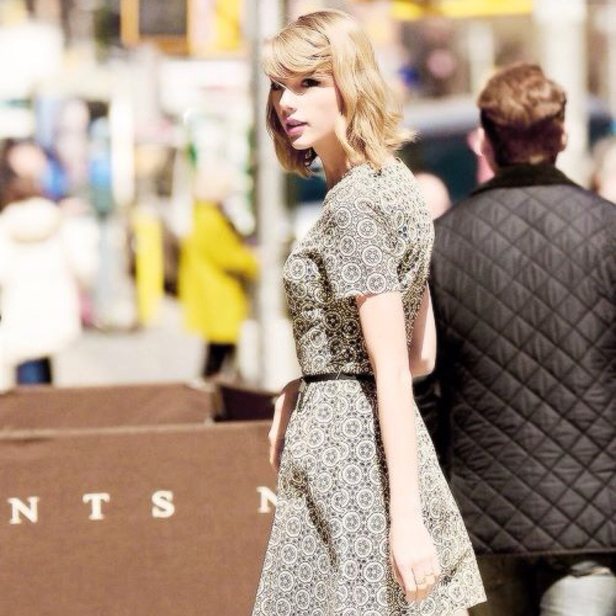 This is a swiftie page fandom page