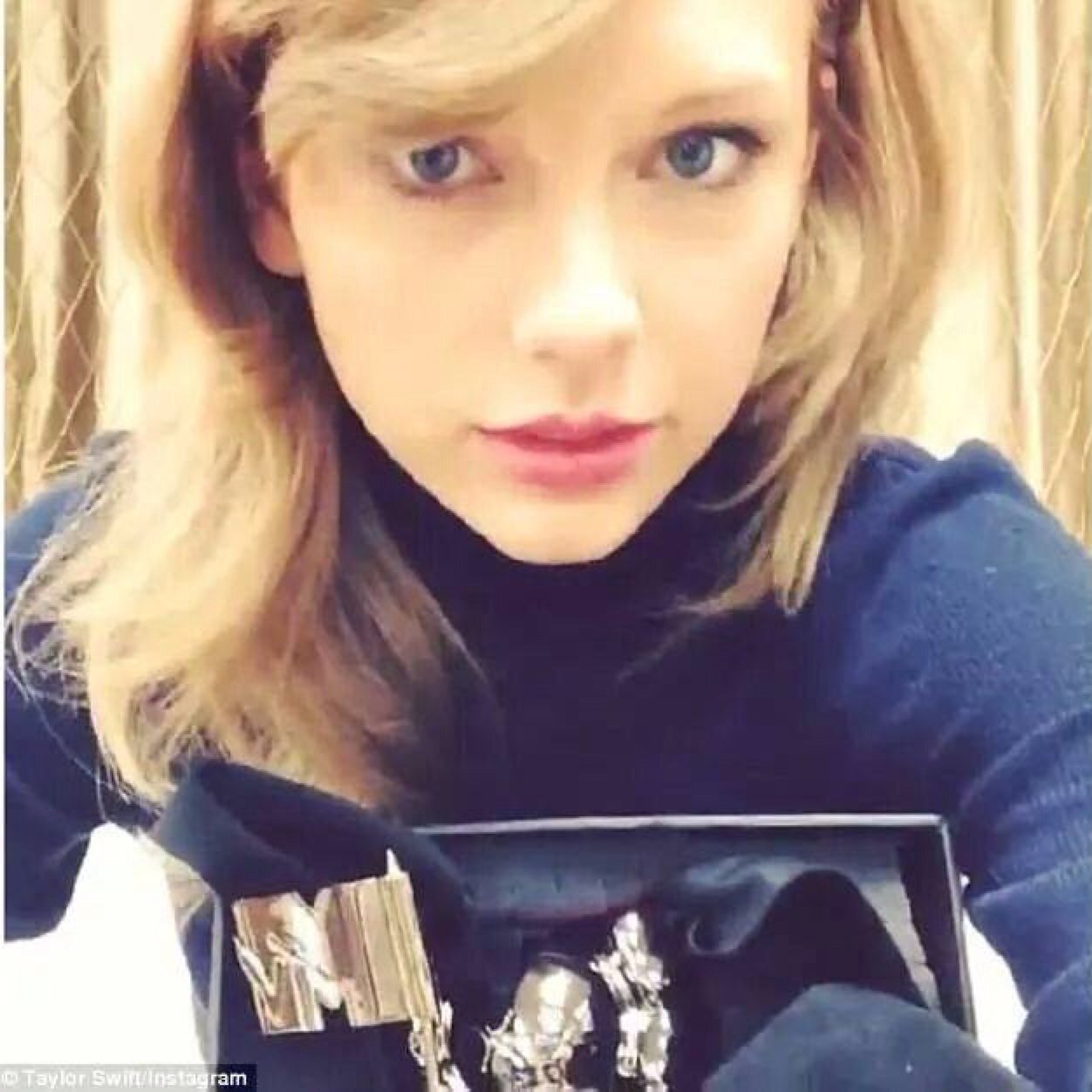 This is a swiftie page fandom page