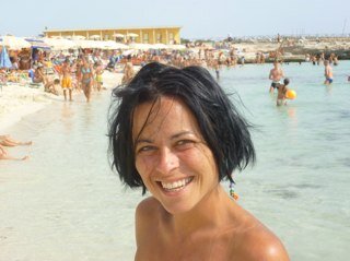 rossarossato's profile picture. BA Honours degree English with Italian at Sussex Uni. English and French degree at Siena Uni. Teacher of Italian English and French. Arezzo Italy