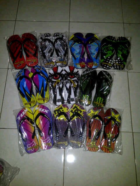 TENSSHOP CLOTHING INDUSTRIES SANDAL open order : Wholesaler or Retail • for more info : 08888038227