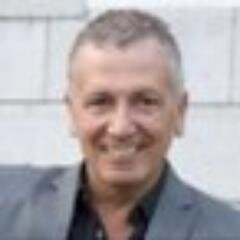 richardvelas11's profile picture. 