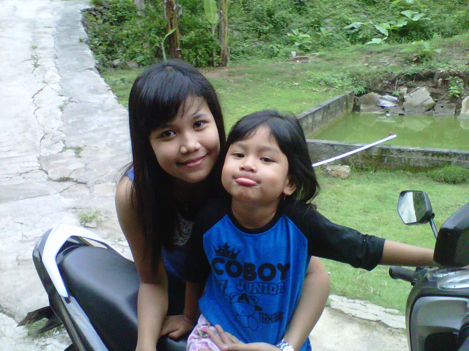 tika_yozie's profile picture. 