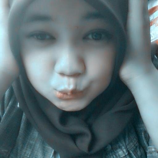 ♥ Born on 03 December 1992 ♥
♥ Politeknik Kesehatan Kementerian Kesehatan Tasikmalaya ♥