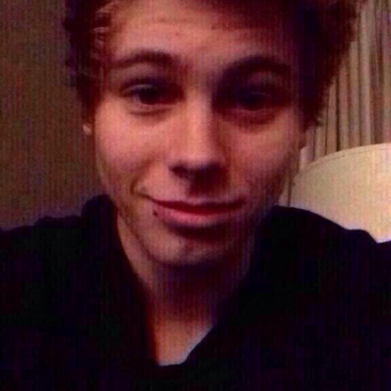main acc: @16inlouve 5/4 follows in that acc.