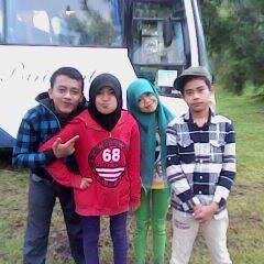 dwisutan's profile picture. laper cuk ? . minum baygon aja .