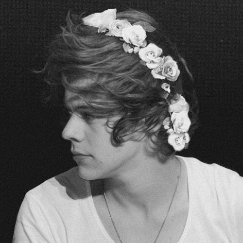 Go follow @ohpatrickplease ♥