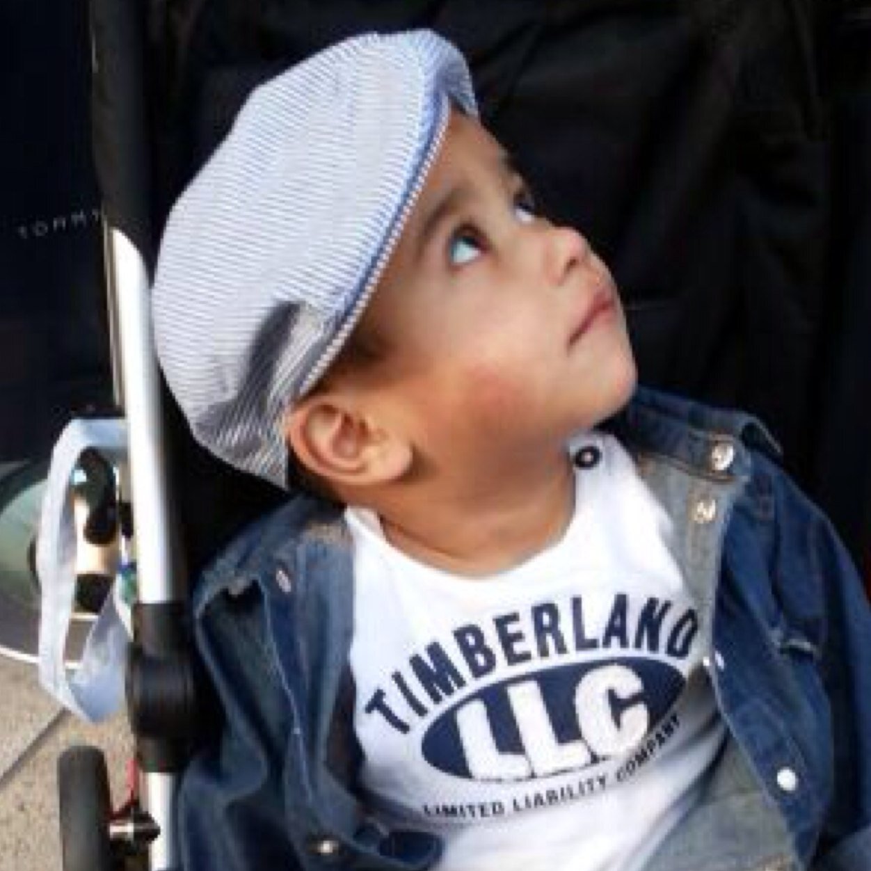 DaLoOoLiialS's profile picture. اخط مشاعري حروفاً ورديه ؛)) كتاباتي في مفضلتي favorites 😊 باحثة نفسية ♥️  مدرب معتمد 😌