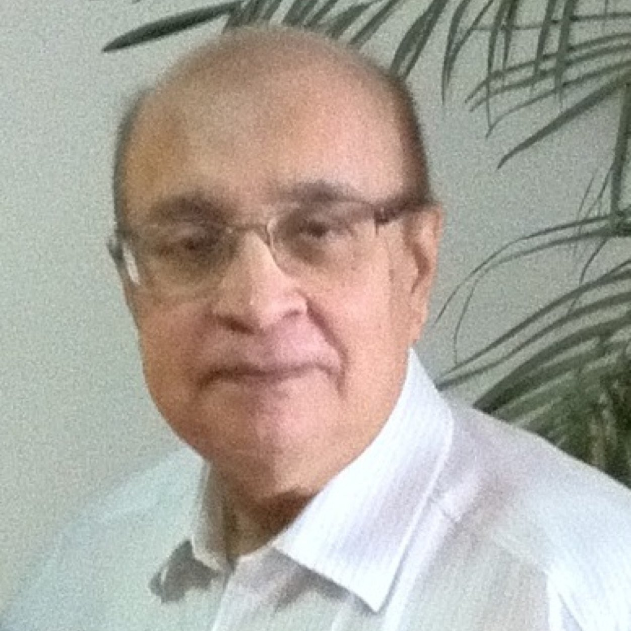 Engineer,, widely travelled and read, looking for friends from all continents ....