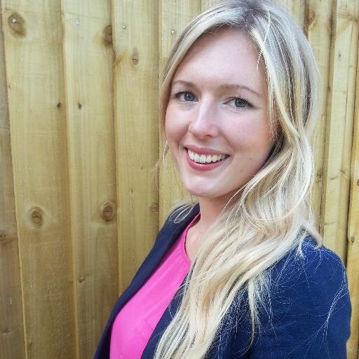 Yoga Therapist & Psychologist specialising in sleep, mental health and wellbeing. Founder of Waking with Wellness.