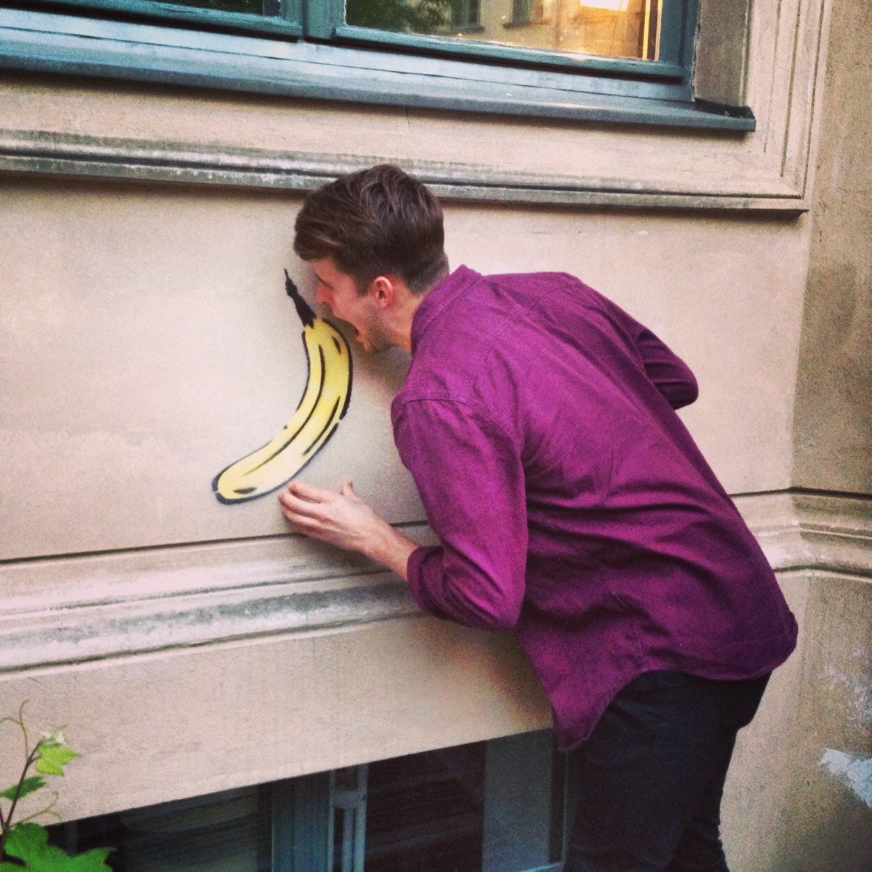 RStonely's profile picture. Kent Graduate. Music enthusiast. QPR fan. Currently nomadic drifting around the vast Australian wilderness.