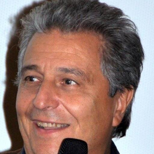 christ_clavier's profile picture. Acteur - Réalisateur - Compte officiel - Les Visiteurs 3 (2015) scénario en cours de création.