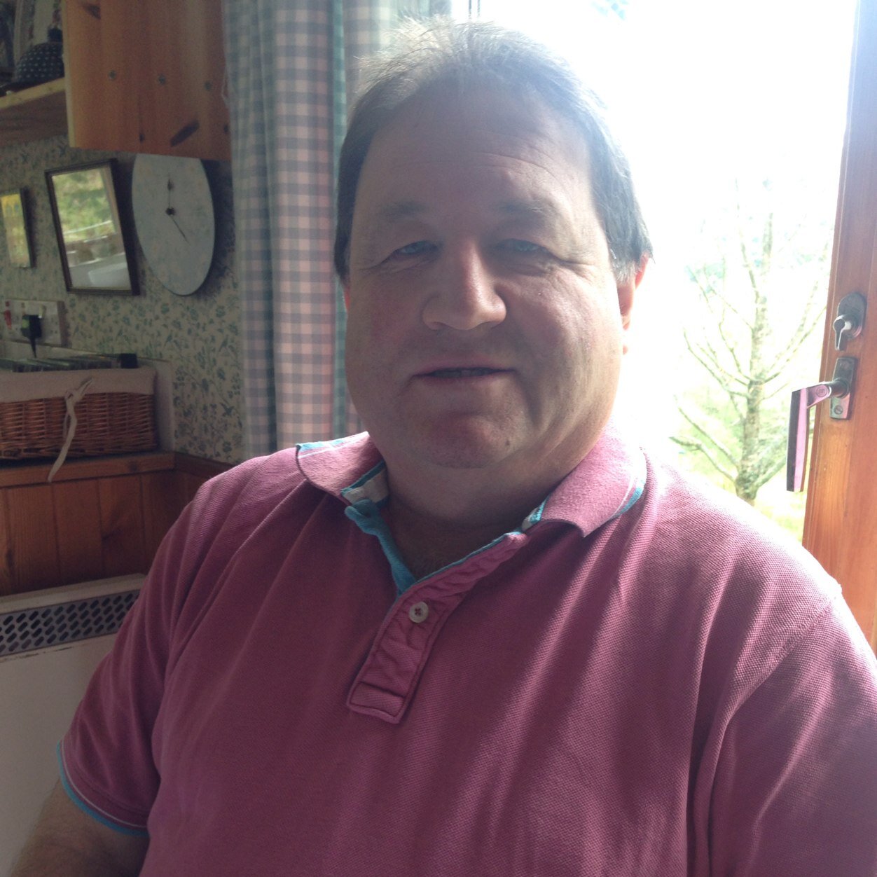 Ìleach🥃Euroliberal🇪🇺educationist bibliophile📚linguaphile traditional music🎻Irish theatre🎭Highland History; poetry, humour/satire sport/shinty⚾️vin rouge🍷