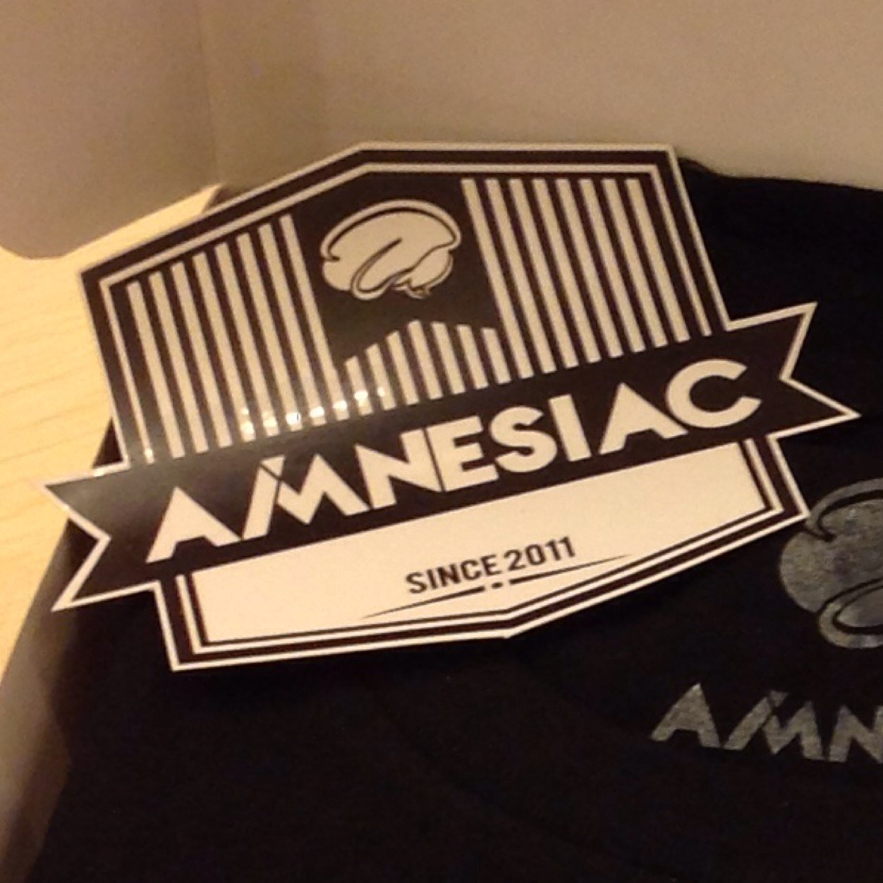 AmnesiacCloth's profile picture. Khusus kaos musik, band favoritmu | Limited Edition 
Cek fav. Free ongkir MKS | cp. 085240239079