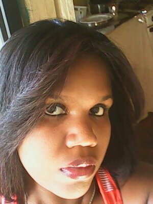 thecrazygirl01's profile picture. la felicidad no es solo un estado de animo sino un estilo de vida