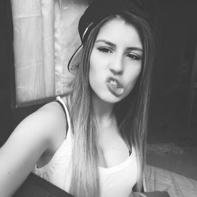 Minha fe e maior que a tua inveja, sozinho nao estou, mente vazia fica podre, e seu veneno te alimenta! Me admira por nao ser como voce… 