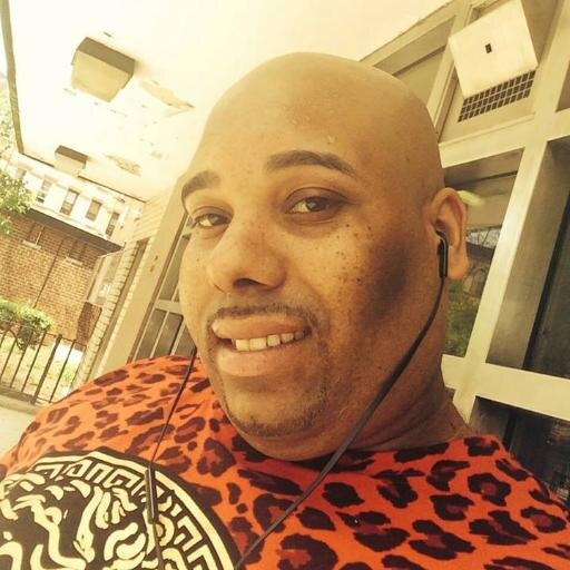 The Official Twitter Page of Producer, Actor and Author Kevo...... #TEAMIPHONE, #TEAMPISCES, #TEAMPRETTIBOII, #TEAMCRACKEDPHONE, #TEAMFOLLOWBACK.