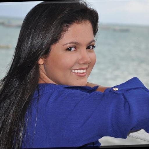 Sou Érina Mendes ,sou de Deus ,vivo com ele e para ele *-*