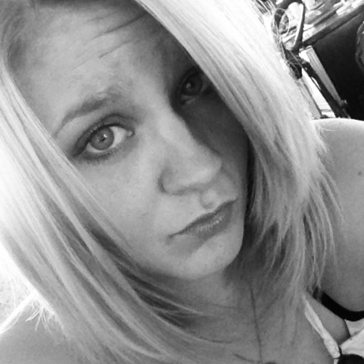 USA ARMY SOLDIER!!
Im in love with Kode Love 09/27/2008
I love to dance and cheer!