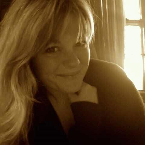 JeniGrouws's profile picture. Music, family, food and fun.  This life in Northeast Iowa is perfectly imperfect...and I wouldn't want it any other way!