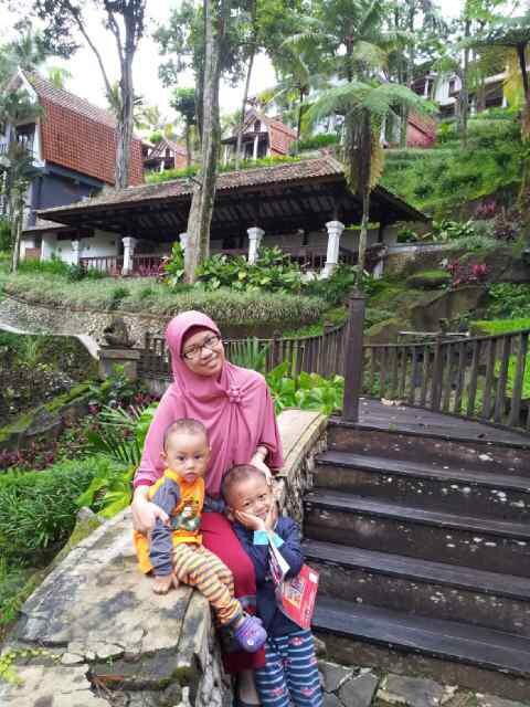 Profesional Mother dg duo krucil yg sholih, cerdas dan sehat. Aktif di bidang sosial, Pro ASI dan Thibbun Nabawi | Sakinah bersama @ericfaruqi