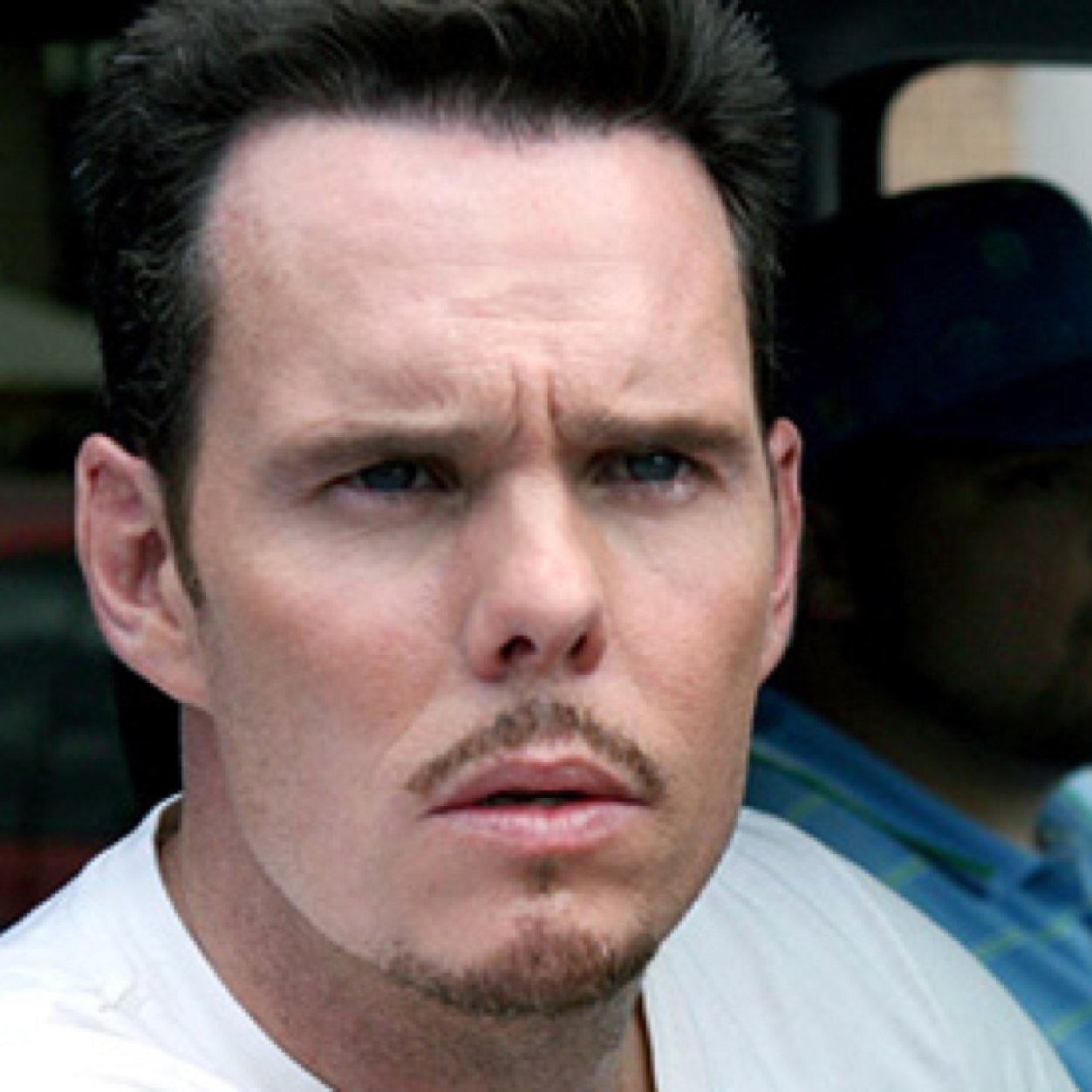 007JBC's profile picture. ENTERPRISING-EN UMBRO Y ROOSVELT AND RICH STORE, LINDO Y ESPONTANEO