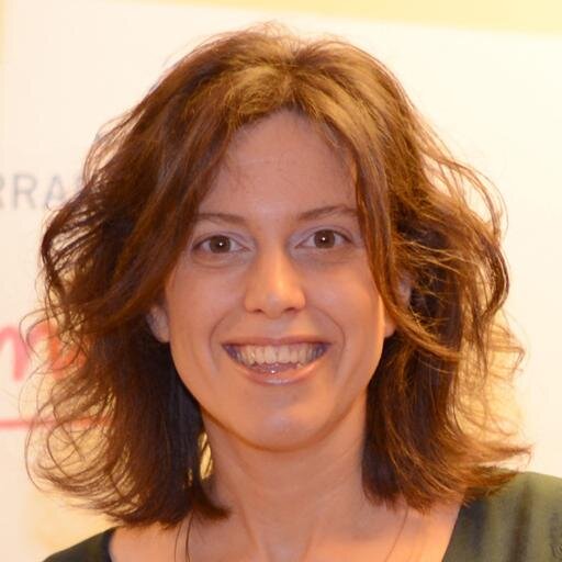 Loca por aprender, la creatividad, la innovación, el diseño, la comunicación. 100% pluridisciplinar, emprendedora, cofundadora @drmutation y Artrivity.#dreamer