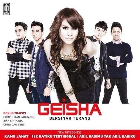 We're RED ARMY'S of @geishaindonesia !!! 19 Maret 2011 | google+ : mygeishasidoarjo@gmail.com | Join hub. Cc ☞ @AlexanderYoppy or CP :  085730299915