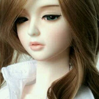 naomisimanguns1's profile picture. 