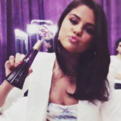I'm lovatic,selenator,mahomie,belieber,smiler ...