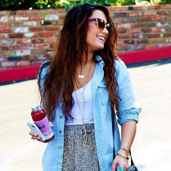Lovato is my life || bisexual || Music || starbucks
