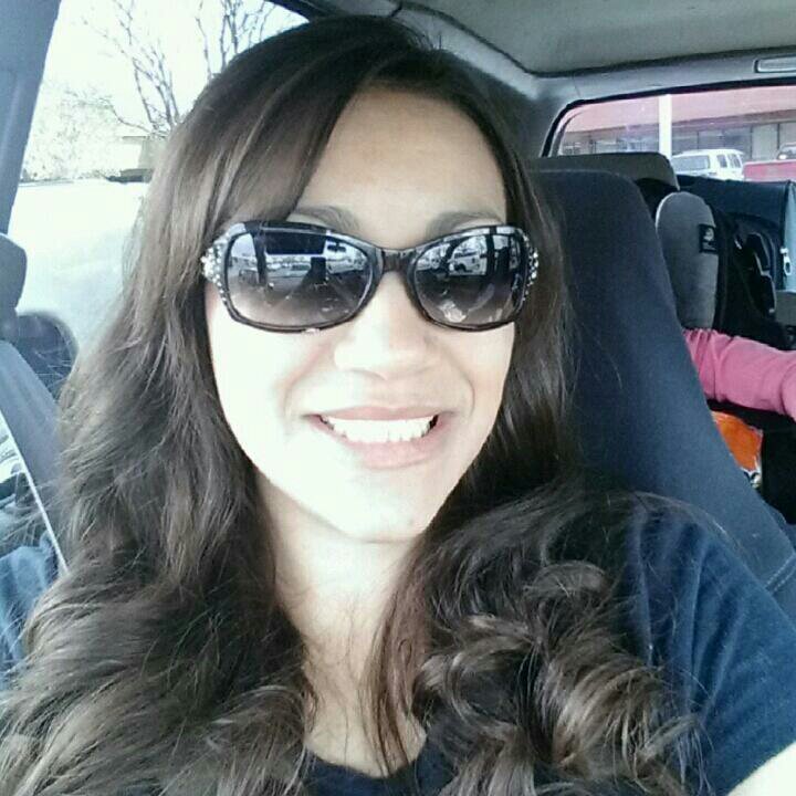 Samanth77275605's profile picture. 