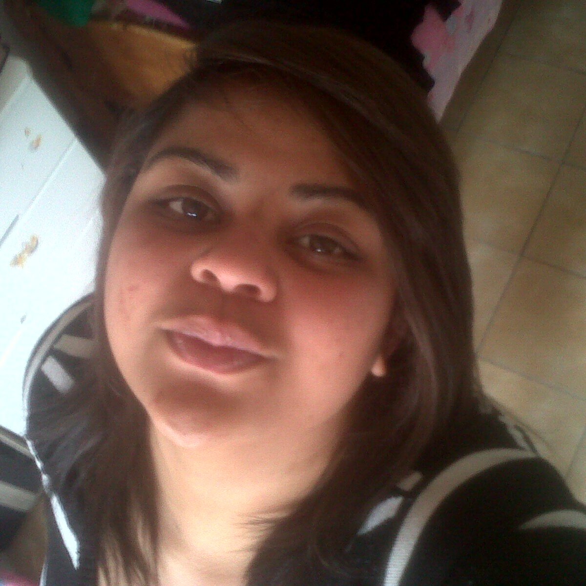 I am friendly, loving and so much fun to be around :) love making new friends and living everyday like it's my last