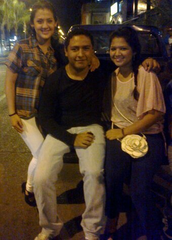 kmo me duele morirse de AMOR y ser solo tu AMIGO.. :(