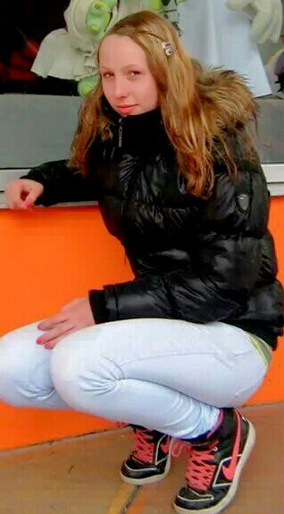 17Jaar/Ik ben wie ik ben, bemoei je daar niet mee maar pas je daar op aan!