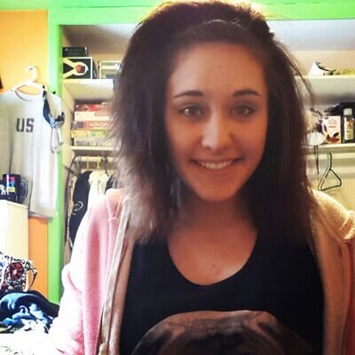 EmiBragdon's profile picture. If your not my dog. I hate you.