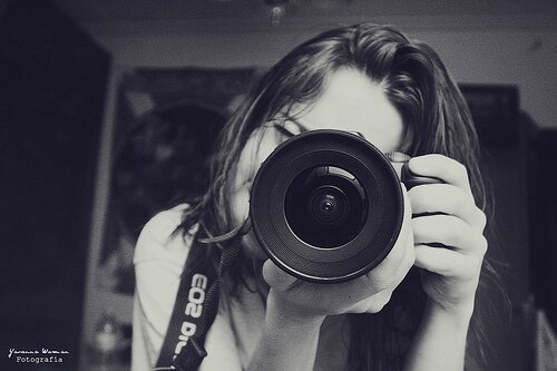 El tiempo me hizo pensar....pensar en ti.... en como te decia ... que te amaba.... si ni siquiera eso era suficiente