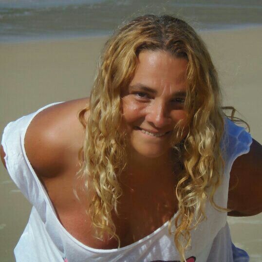 cachazita's profile picture. Genial entre los mediocres y medica especialista en terapia intensiva y emergentologia