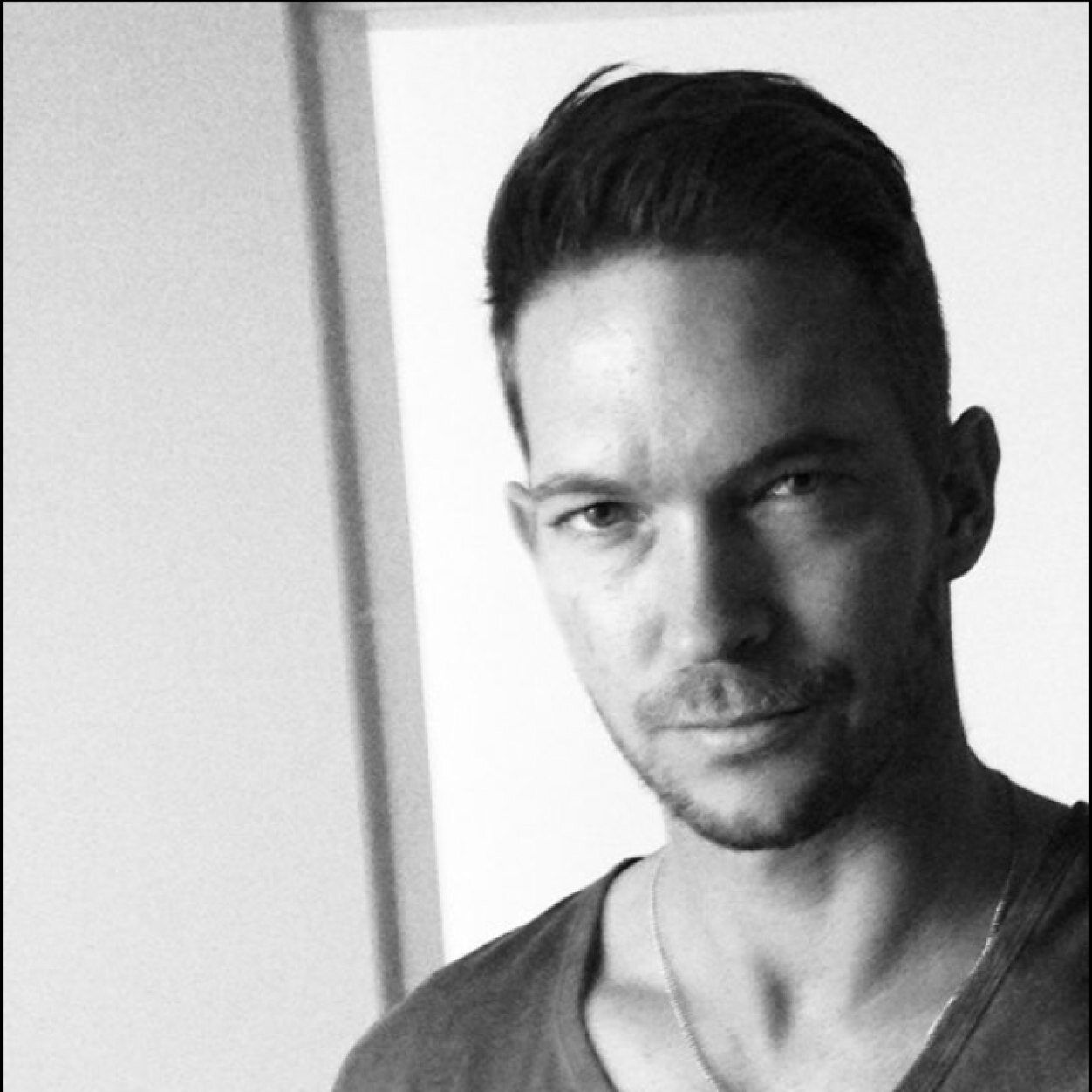 Real estate investor, merchant of Italian kitchens + furniture and travel junkie