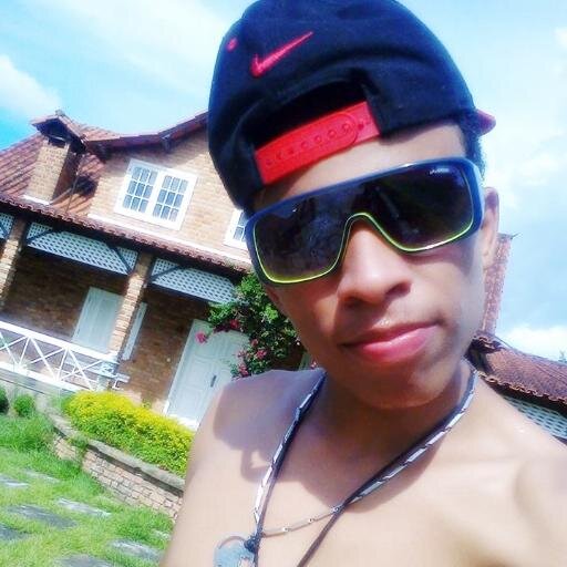 Feliz, Ousado, Pai e Filho de Deus !! #OusadiaeAlegria
·