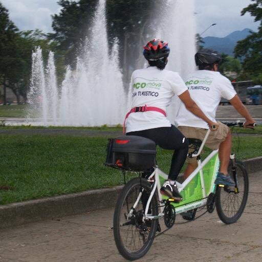somos una empresa comprometida con el medio ambiente, hacemos turismo urbano por Cali, publicidad movil ecologica y terapia recreativa a personas discapacitadas