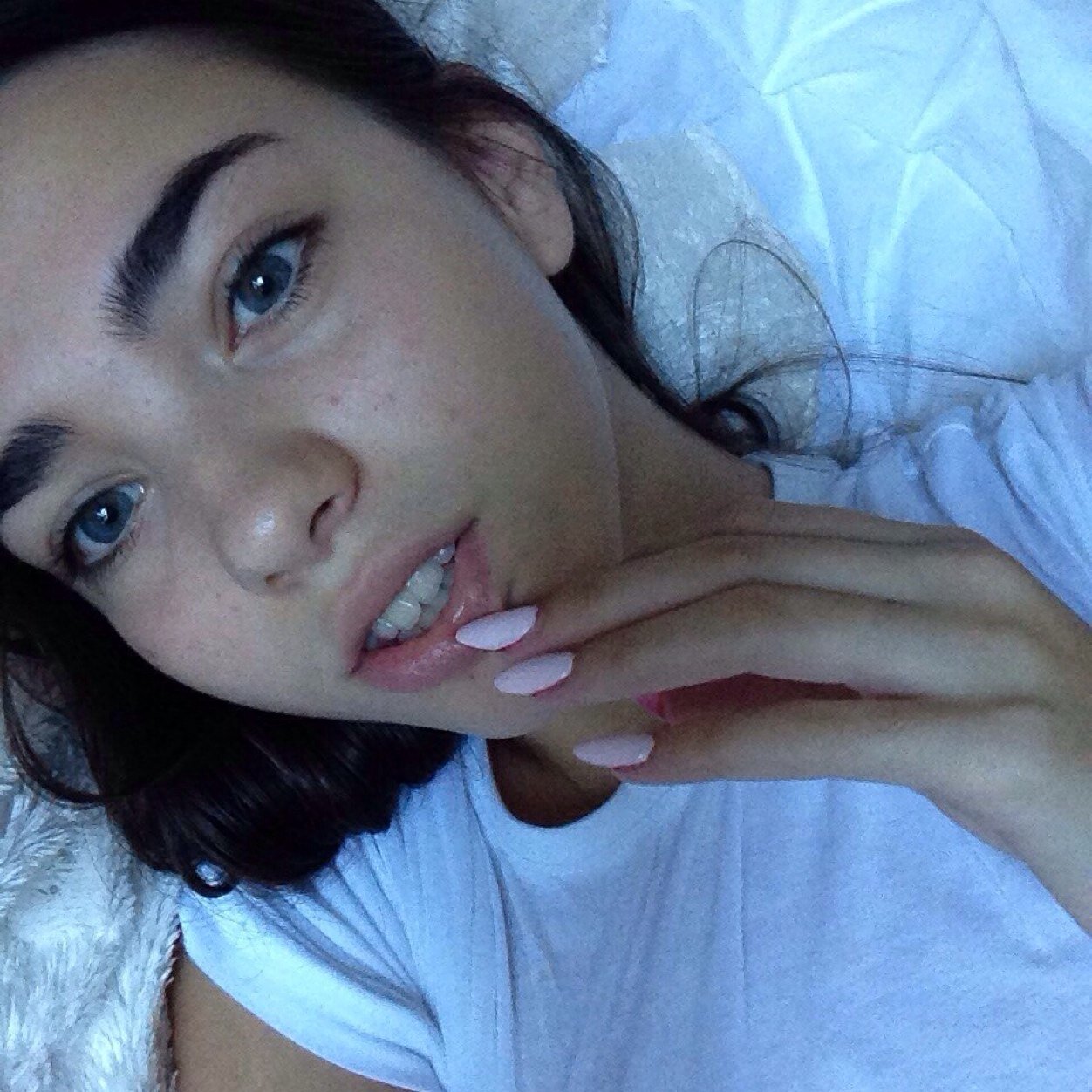 kittenlola_'s profile picture. kind, caring, compassionate, and kinkier than you'd expect