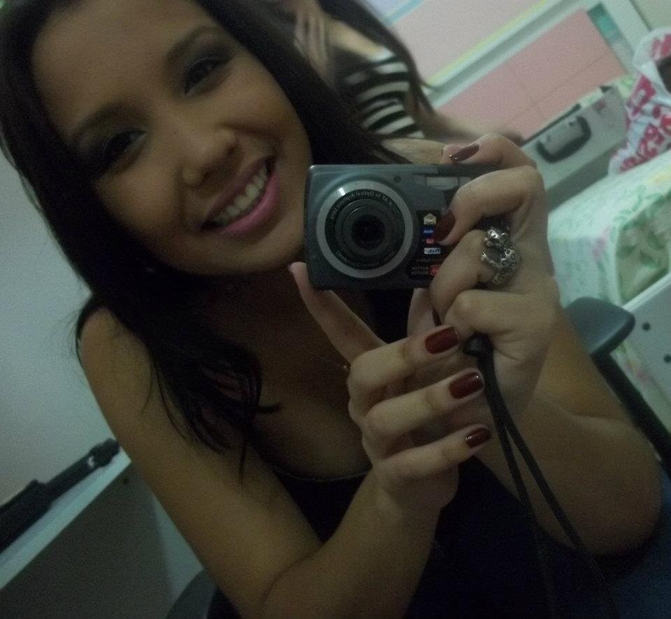 Sou como você me vê.Posso ser leve como uma brisa ou forte como uma ventania. Depende de quando e como você me vê passar.