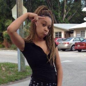 TAKEN BY THE BEST FREE MY PWG     , ACT RiGHT O2 FVCK BOY ! ❤