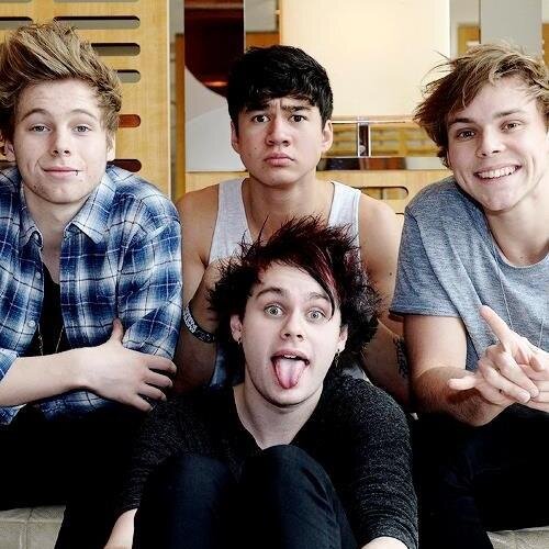 Hello, please follow @mlgcliffordfml it would mean alot, thank you, ily