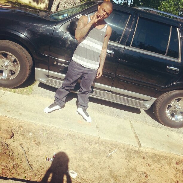 Just a young nigga out the EastSide on my grind tryna shine
