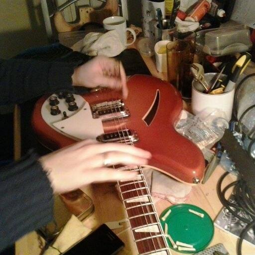 The Intonator - Instrument Repairs 

Based in;
Newton-le-Willows 
Merseyside 
WA12 

07966341850