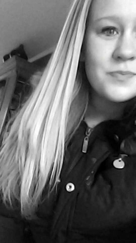 Ichthus IJsselmuiden' klas 2C' aller liefste ponytje abby'  vrienden horen niet in je bio maar in je hart 3