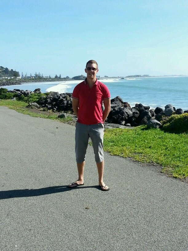 JK_KirkHall's profile picture. Loves playing and watch sport most of the time! Enjoys wetting his whistle often! Dislikes slow drivers!