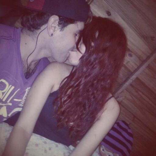 Sou brincalhona boba, mt feliz ...